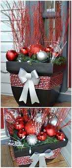Free delivery over £40 to most of the uk great selection excellent customer service find everything for a beautiful home. 30 Amazing Diy Outdoor Christmas Decoration Ideas For Creative Juice