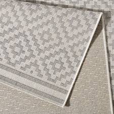 Auf home24.ch finden sie hochwertige teppiche aus den verschiedensten materialien in ansprechenden designs. In Outdoor Teppich Raute Kaufen Home24 In 2021 Outdoor Teppich Teppich Raute Outdoor Teppich Balkon