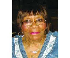 Roxie Arthur's Instagram, Twitter & Facebook