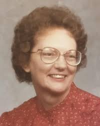 Loretta Stark's Instagram, Twitter & Facebook