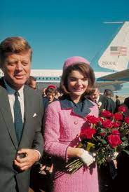 What happened to jackie kennedy's pink suit? Why You Won T See Jackie Kennedy S Iconic Pink Suit In This Lifetime