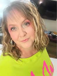 Where is the author going for lunch in Nanaimo?