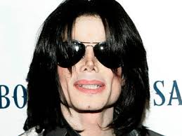 ShowBiz Minute: Jackson, Monroe, Biel