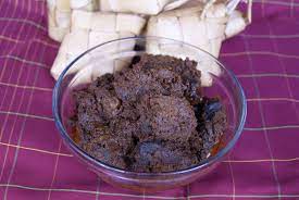 Masakan khas padang ini memiliki rasa lezat dan enak. Rendang Wikipedia
