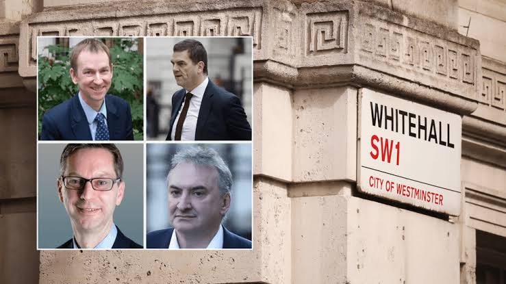 Labour ministers told to 'get a grip' as damning report finds 'standards  dropping' among top civil servants