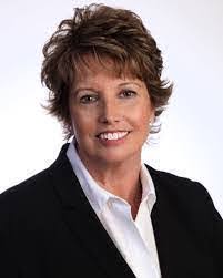 Donna Winborn's Instagram, Twitter & Facebook