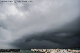 Tempo previsto sull'italia per dopodomani, domenica 20 giugno 2021, e per i successivi quattro. Meteostorm Centro Previsioni Meteo A Genova Previsioni Meteo Liguria Stazione Meteo Genova Live Intenso Temporale Marittimo Su Marina Di Pisa