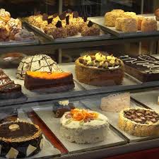 Berikut ini daftar harga kue ulang tahun holland bakery yang bisa anda jadikan referensi sebelum membelinya. Mau Bikin Acara Ulang Tahun Anak Makin Meriah Ini 7 Rekomendasi Kue Ulang Tahun Anak Yang Bisa Dicoba 2018