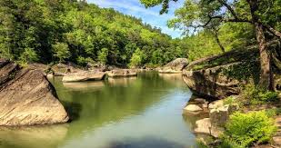 The place is famous for great food, performing arts and live music. 25 Best Places To Visit In Kentucky