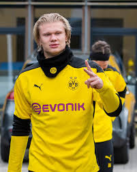 Manchester city e borussia dortmund se enfrentam dia 06/04/2021 às 16:00 hs. Pbcld2 1ap4g9m