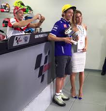 Di valentinorossi46.it · published 20 giugno 2020 · last modified 10 agosto 2020. M Diaz Arda Kusuma On Twitter Valentino Rossi Is So Close With Eleonora Pedron Ex Wife Of Max Biaggi What R You Doing Iannone Italiangp