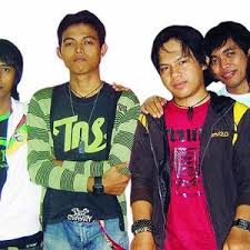 Atter all its my first vid. Wali Band Cari Jodoh Wali Last Fm