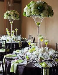 Magas, martinis váza - virág... - Esküvői Dekorációs ötletek | Facebook