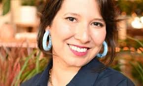 Janet Healey's Instagram, Twitter & Facebook