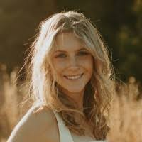 Yesenia Malone's Instagram, Twitter & Facebook