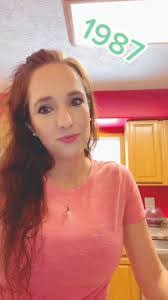 Ashley Leary's Instagram, Twitter & Facebook