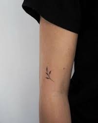 Kalıcı dövme evde nasıl yapılır kalem ile dovme çizim how to make permanent tattoo at home with pen diy tattoo with pencil evde 1 dakikada yapabileceğiniz tatoo modelleri. Women S Minimal Tattoo Icin 430 Fikir Dovme Fikirleri Dovme Tattoo