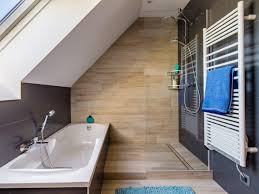 salle de bains brun marron naturel authentique grey bathrooms bathroom decor apartment small basement design