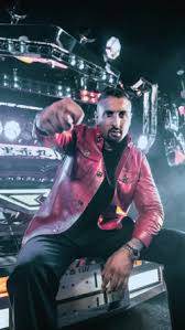 Finch & ssio] ey, denn alle ticken nur noch hasch von mir baba sattla aus tbc und. Ssio Wikipedia