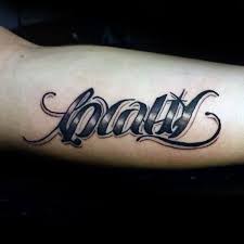 50 Loyalitat Tattoos Fur Manner Faithful Ink Design Ideen Ambigramm Tattoo Treue Tattoo Tatowierungen