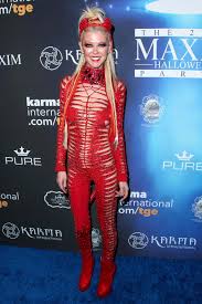 Submitted 2 months ago by tc182. Tara Reid Steckbrief News Bilder Gala De