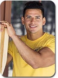 Moises Ramos's Instagram, Twitter & Facebook