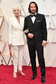 She paired this look with archival cartier jewels. The Best Couples Of The Oscars 2020 A Big Night For Moms Vanity Fair