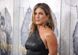 Her current age 52 years.her father's name is john aniston (actor) and mother's name is nancy dowv (actress). Jennifer Aniston S Advice To Her 30 Year Old Self Is Great For Anyone