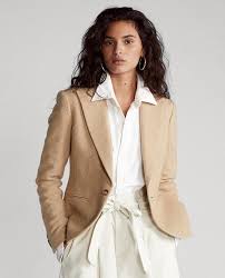 Ce blazer en laine escada vintage pour femme est photographié sur un modèle taille s (buste : Blazer Femme En Laine A Imprime Uni Polo Ralph Lauren Mode El Corte Ingles
