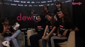 Maybe you would like to learn more about one of these? Remaja Dewi Remaja 18 19 Selepas Episod 3 Bersama