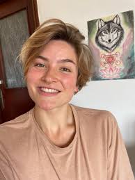 Hey everyone. I am Sam, 23 years old, and I'm looking for a roommate for  February. I found a house in Ruzafa for 2 people, so I'm looking who wants  to stay