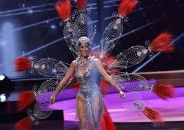 Este domingo se definirá a la reina de bella definitiva, que, en medio de pandemia, la misteriosa ganadora se encuentra confinada en el hotel hard. Y8wemeprfeqqym