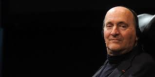 Philippe pozzo di borgo (born 14 february 1951) is a corsican french businessman who is the director of pommery and was the owner of an inherited historic hôtel particulier in paris used as a function hall. Ziemlich Beste Freunde Philippe Pozzo Di Borgo Mit Neuem Buch Kolnische Rundschau