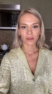 New Listing🔥 📍Cond. Villa Olimpica- San Juan 💸 $95,000.00 🛏 3 Cuartos  🛀 1 Baños 👉941 pies cuadrados 📆Para coordinar una visita, llama al (787)  564-9746 Edwin Pomales