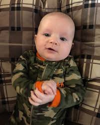 Lisa Plourde (@lisa.hollick85) • Instagram photos and videos