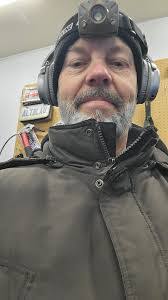 Elva Powell's Instagram, Twitter & Facebook