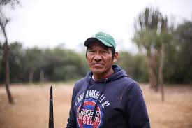 Angrenzende länder sind argentinien, bolivien und brasilien. Das Indigene Volk Der Ayoreo Kampft In Paraguay Um Sein Uberleben