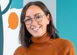 Meghan Macdonald's Instagram, Twitter & Facebook