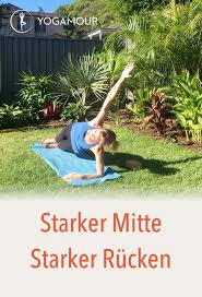 Das ist auch kein wunder, denn es wirkt entspannend und gleichzeitig wird der körper gedehnt und gekräftigt. Die Starke Mitte Des Yogi Uberarbeitet Yoga Ubungen Yoga Rucken Iyengar Yoga
