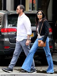 Padma Lakshmi Flashes Ring On Her Wedding Finger After Rekindling Romance With Baby Daddy Adam Dell Daily Mail Online