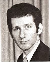 Maine Alumnus, Volume 52, Number 4, April-May 1971