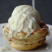 Take Your Dessert Game To The Next Level With This Cinnamon Roll Ice Cream Bowl Video Video Desserts Dessert Recipes Food