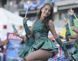 Civismo Y Gracia Con Las Infaltables Palillonas Tiempo Hn Ropa De Danza Trajes De Palillonas Traje De Baile