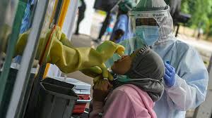 Jalani Tes Swab 2 Pedagang Di Cempaka Putih Positif Corona Metro Tempo Co