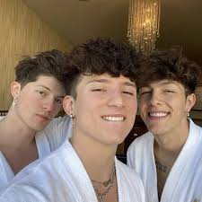 Pin By Denisa On Tony Lopez In 2020 Tony Young Celebrities Future Boyfriend