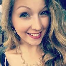 Danielle Strausbaugh's Instagram, Twitter & Facebook