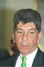 Hoe rijke tapijtenfamilie uiteenviel door fraude en verraad: de miljoenen  werden verdeeld, maar Jan en Dominiek werden 'vergeten'