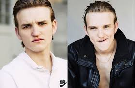 Jadi, ya, kita ada Jonas yang kacak, dan Noah yang kacak... ini Ulrich muda  (Ludger Bökelmann) : r/DarK