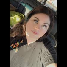 Ashley Eakes's Instagram, Twitter & Facebook