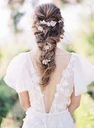 Looking For Chic Garden Party Ideas We Have Just The Thing Garden Party Wedding Garden Party Outfit Bride Hairstyles
